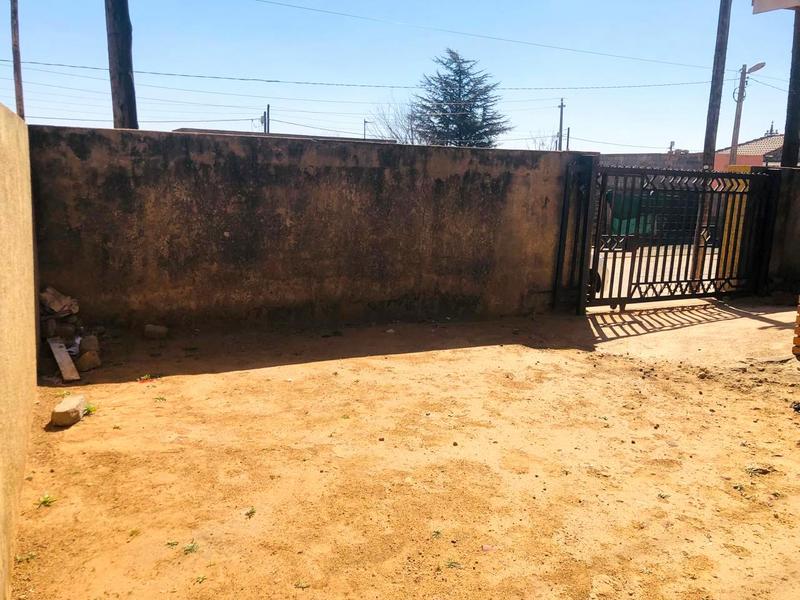 2 Bedroom Property for Sale in Rietvallei Gauteng