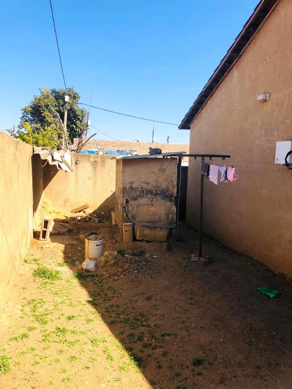 2 Bedroom Property for Sale in Rietvallei Gauteng