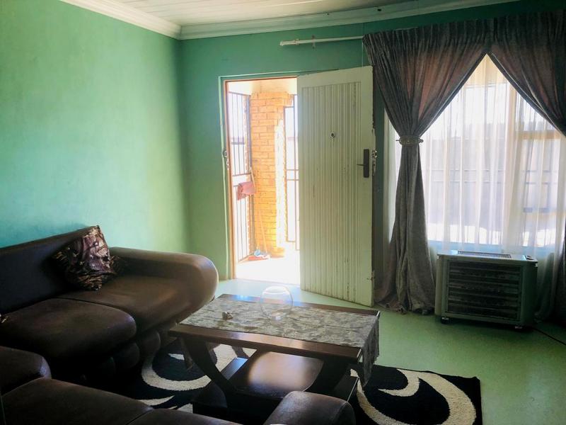 2 Bedroom Property for Sale in Rietvallei Gauteng
