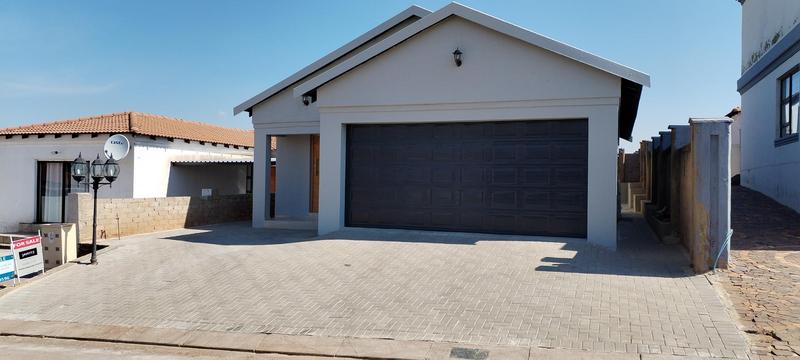 3 Bedroom Property for Sale in Quellerie Park Gauteng
