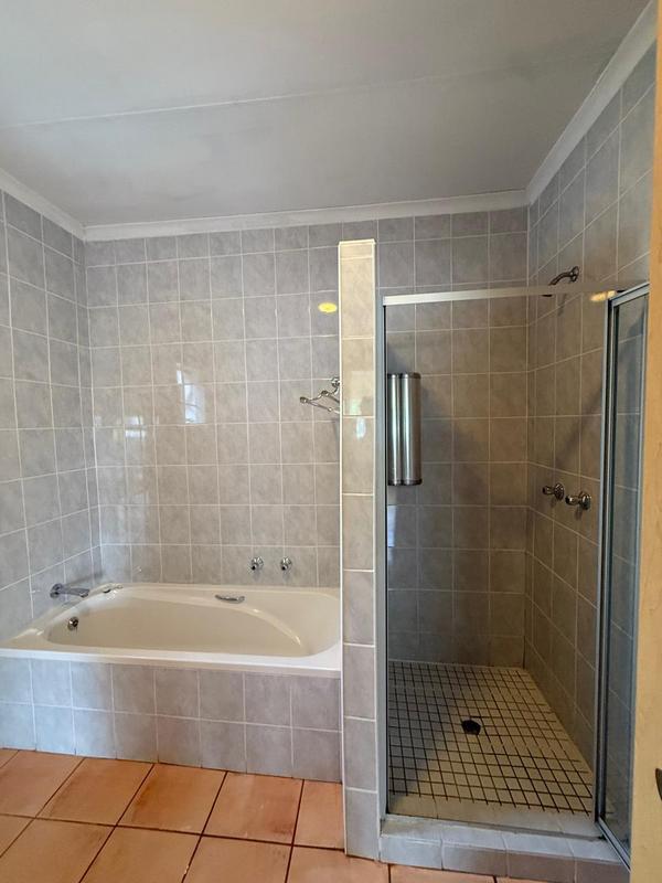 To Let 1 Bedroom Property for Rent in Roodepoort Gauteng