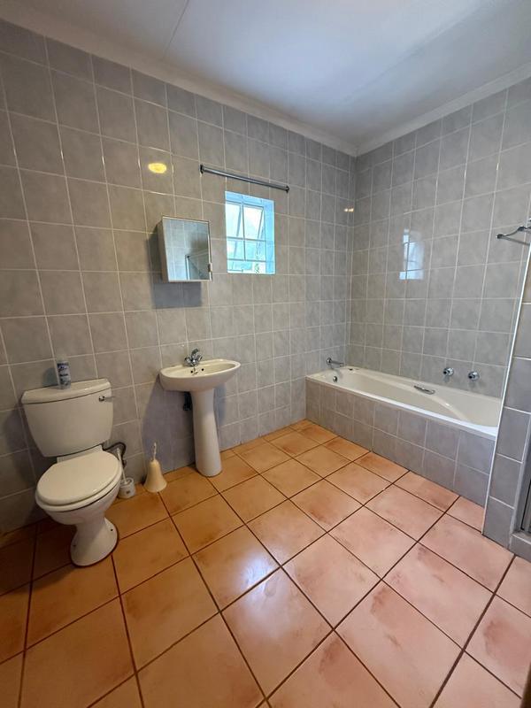 To Let 1 Bedroom Property for Rent in Roodepoort Gauteng