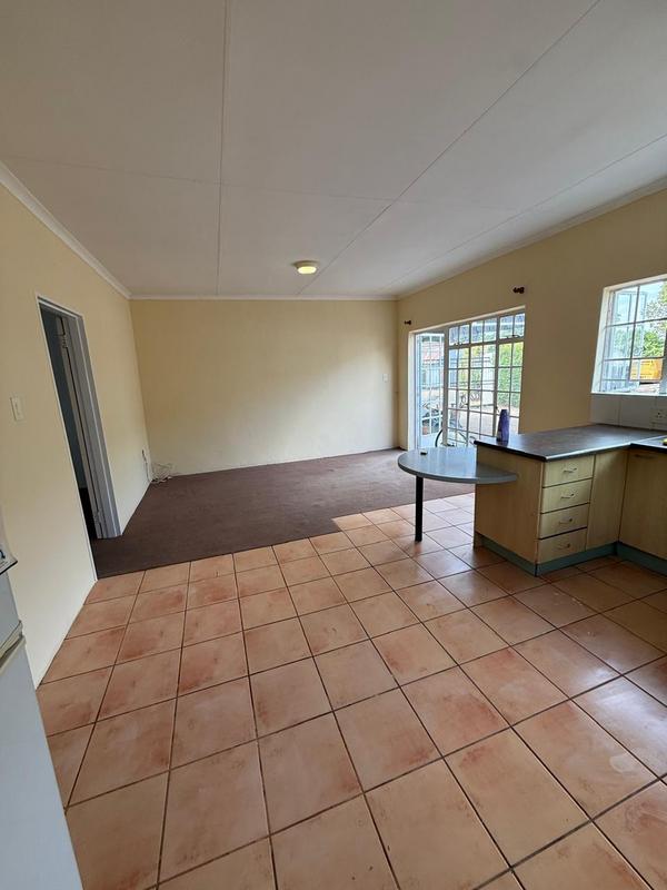 To Let 1 Bedroom Property for Rent in Roodepoort Gauteng