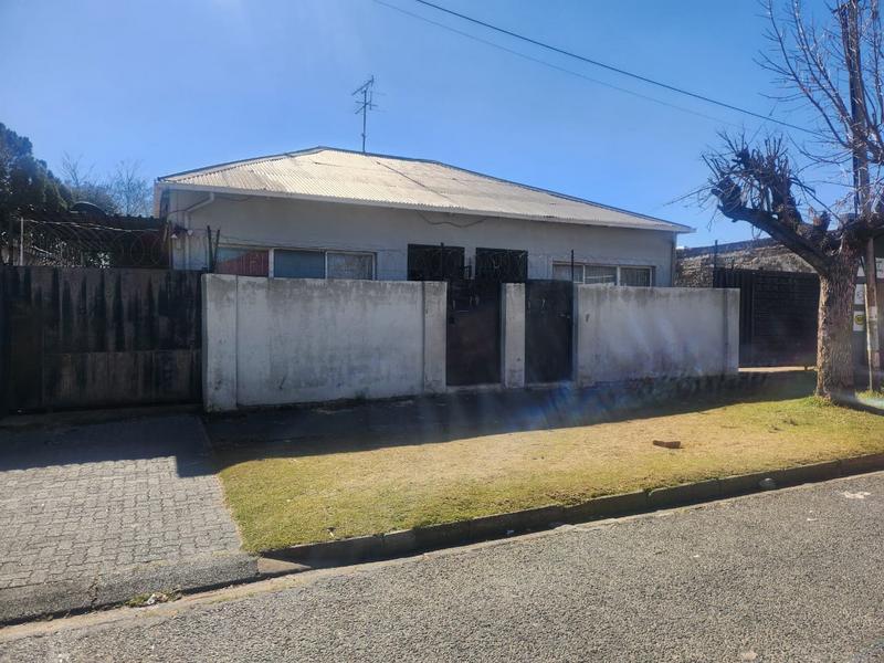 8 Bedroom Property for Sale in Forest Hill Gauteng