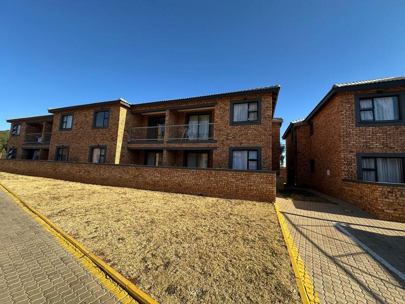 To Let 3 Bedroom Property for Rent in Cloverdene Gauteng