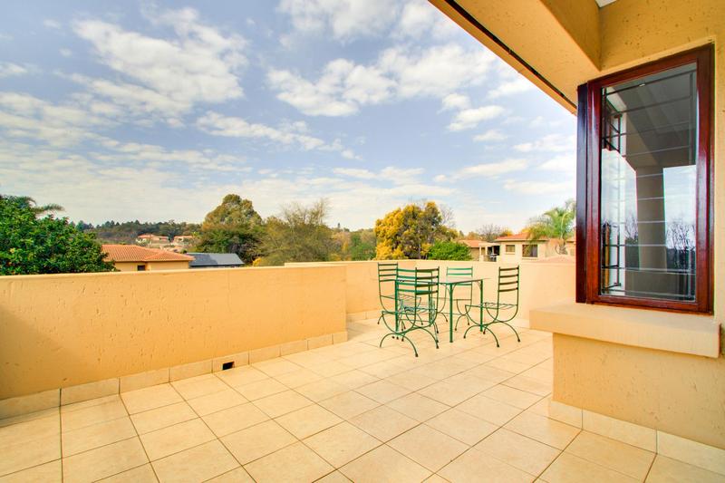 To Let 2 Bedroom Property for Rent in Rivonia Gauteng