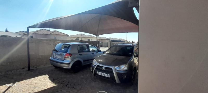To Let 2 Bedroom Property for Rent in Crystal Park Gauteng