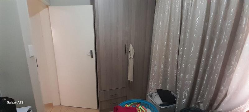 To Let 2 Bedroom Property for Rent in Crystal Park Gauteng