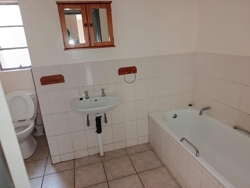 To Let 3 Bedroom Property for Rent in Bramley Gauteng