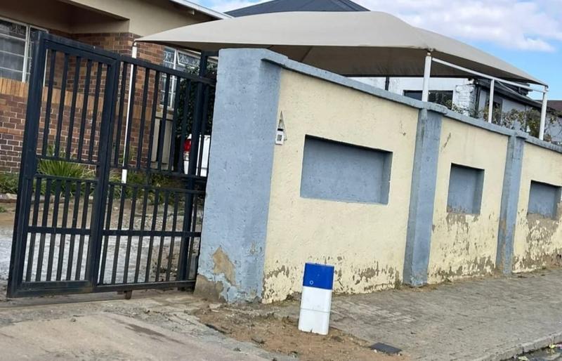 To Let 3 Bedroom Property for Rent in West Turffontein Gauteng