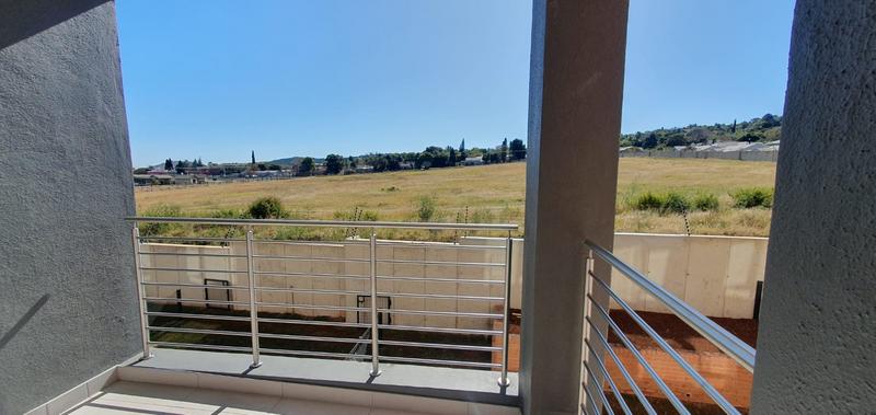 To Let 2 Bedroom Property for Rent in Waterkloof Ridge Gauteng