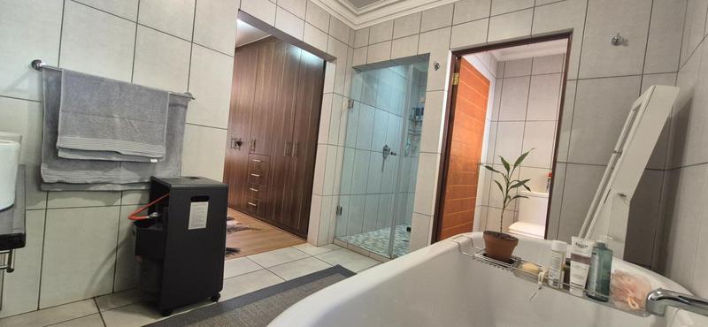 3 Bedroom Property for Sale in Midlands Estate Gauteng
