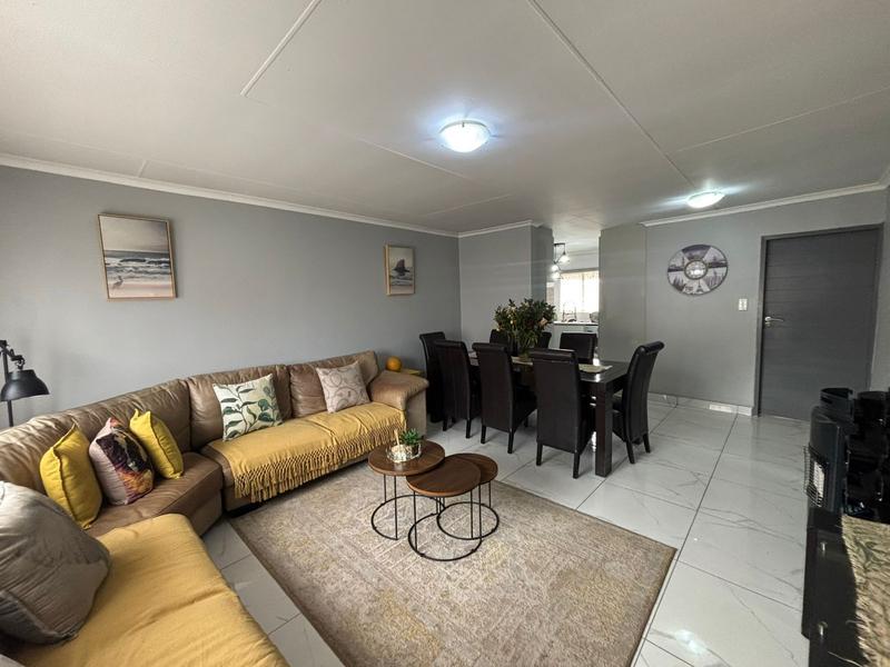 2 Bedroom Property for Sale in Newlands Gauteng