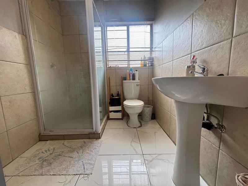 2 Bedroom Property for Sale in Newlands Gauteng