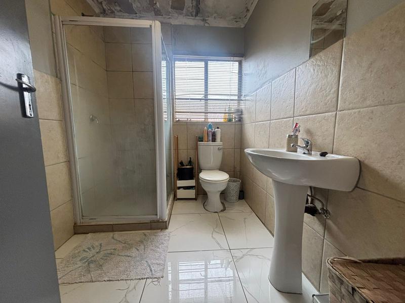 2 Bedroom Property for Sale in Newlands Gauteng