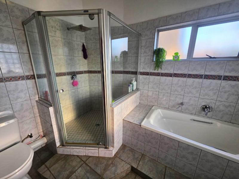 4 Bedroom Property for Sale in Blue Gill Estate Gauteng