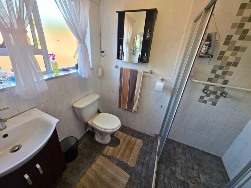 4 Bedroom Property for Sale in Blue Gill Estate Gauteng