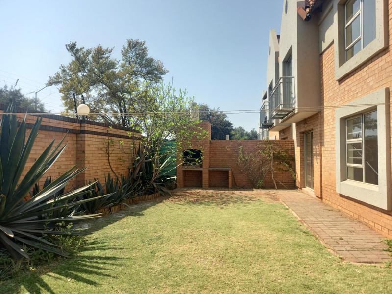 3 Bedroom Property for Sale in Die Wilgers Gauteng