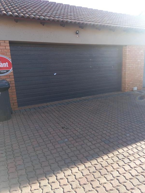 3 Bedroom Property for Sale in Die Wilgers Gauteng