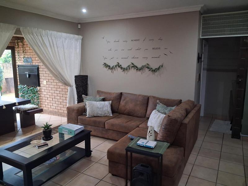 To Let 2 Bedroom Property for Rent in Willow Glen Gauteng