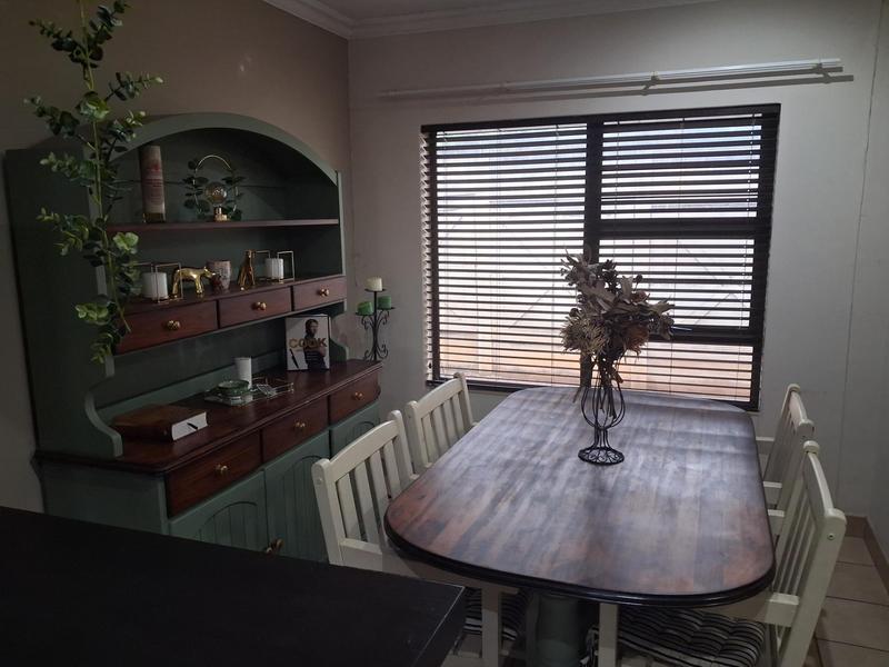 To Let 2 Bedroom Property for Rent in Willow Glen Gauteng