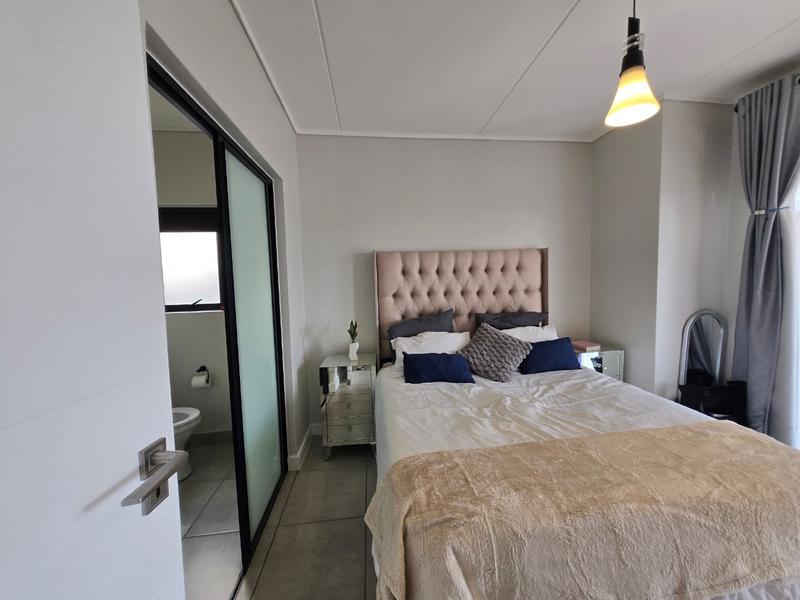 To Let 1 Bedroom Property for Rent in Waterfall Gauteng