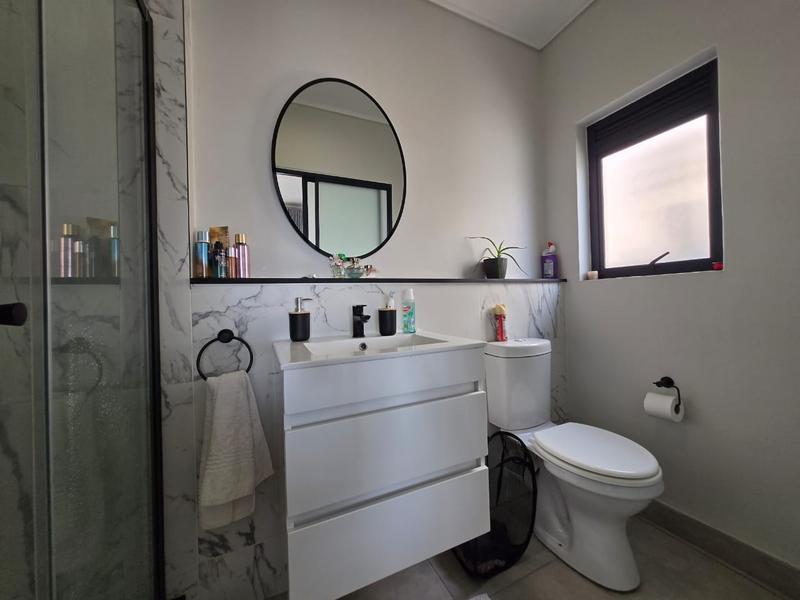 To Let 1 Bedroom Property for Rent in Waterfall Gauteng