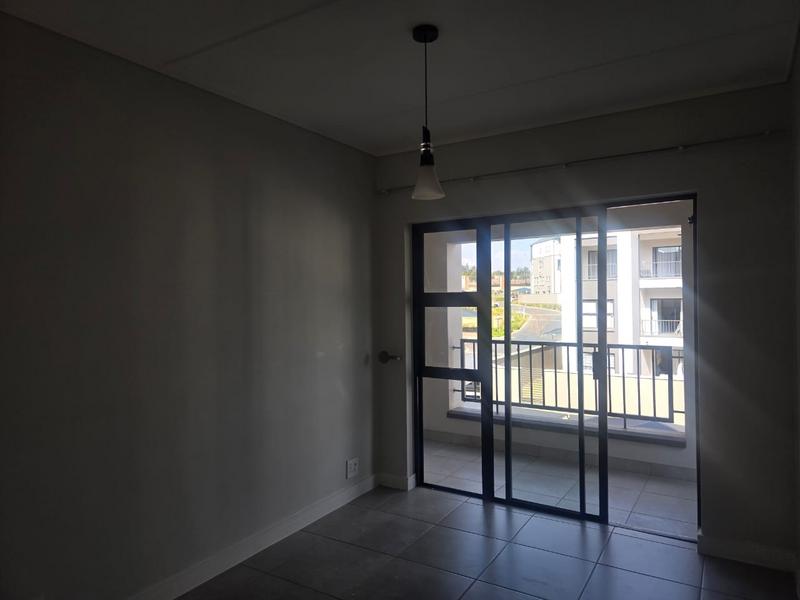 To Let 1 Bedroom Property for Rent in Waterfall Gauteng