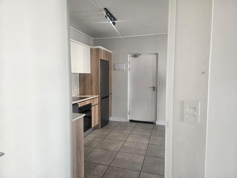 To Let 1 Bedroom Property for Rent in Waterfall Gauteng
