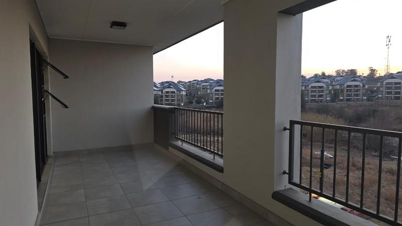 To Let 1 Bedroom Property for Rent in Waterfall Gauteng