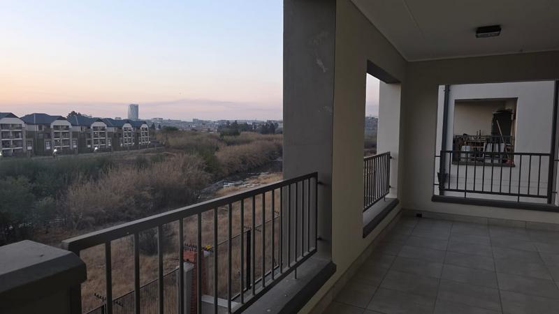 To Let 1 Bedroom Property for Rent in Waterfall Gauteng