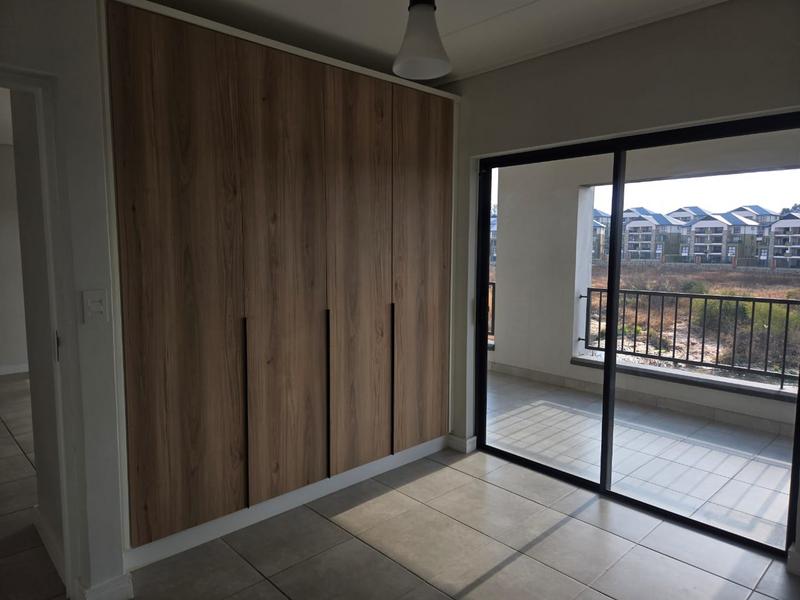 To Let 1 Bedroom Property for Rent in Waterfall Gauteng