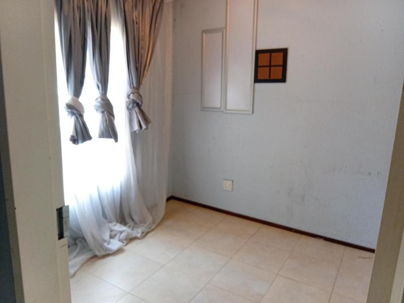 2 Bedroom Property for Sale in Comet Gauteng