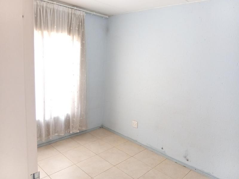 2 Bedroom Property for Sale in Comet Gauteng