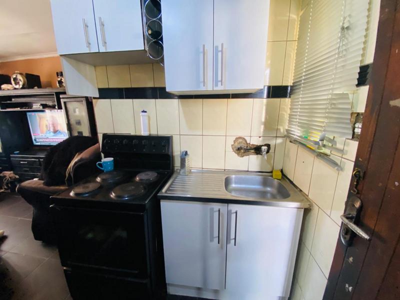 2 Bedroom Property for Sale in Buhle Park Gauteng