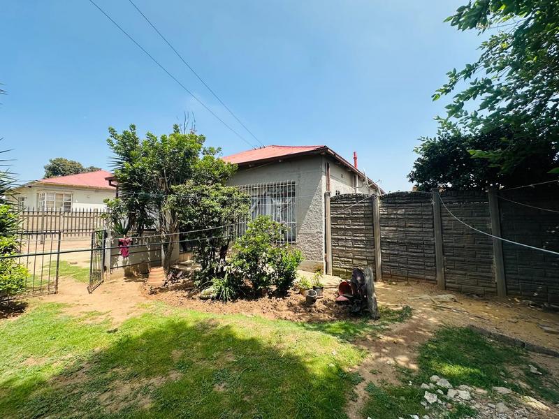 9 Bedroom Property for Sale in Delville Gauteng