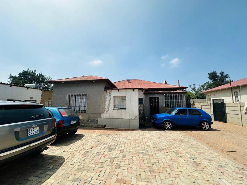 9 Bedroom Property for Sale in Delville Gauteng