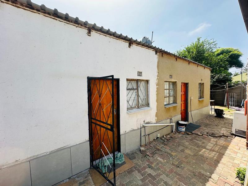 9 Bedroom Property for Sale in Delville Gauteng