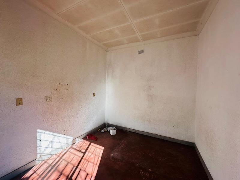 22 Bedroom Property for Sale in Delville Gauteng