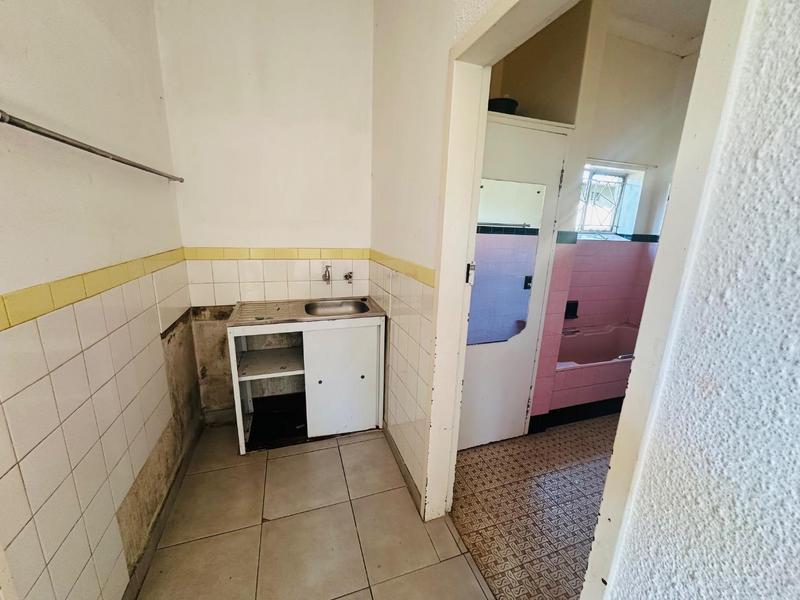 22 Bedroom Property for Sale in Delville Gauteng