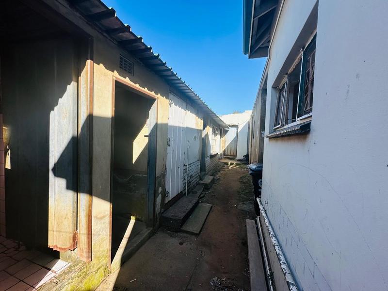 22 Bedroom Property for Sale in Delville Gauteng