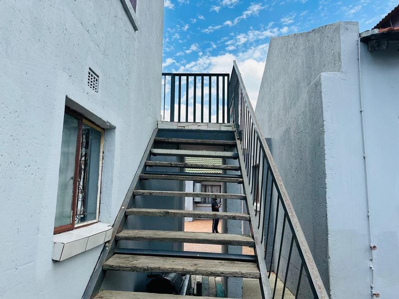 27 Bedroom Property for Sale in Delville Gauteng