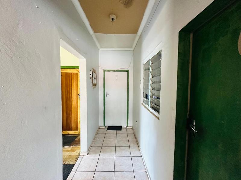 27 Bedroom Property for Sale in Delville Gauteng