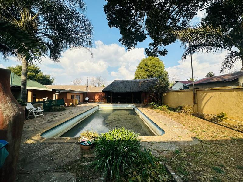 4 Bedroom Property for Sale in Delville Gauteng
