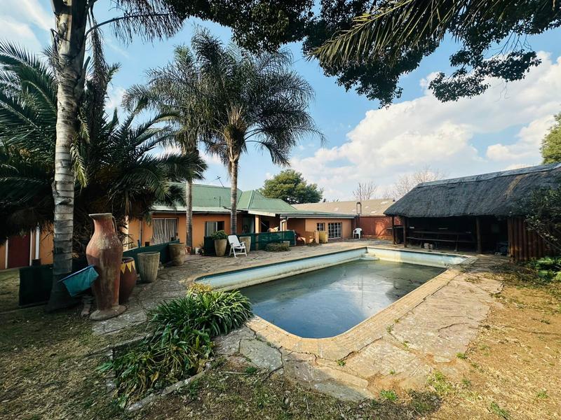 4 Bedroom Property for Sale in Delville Gauteng