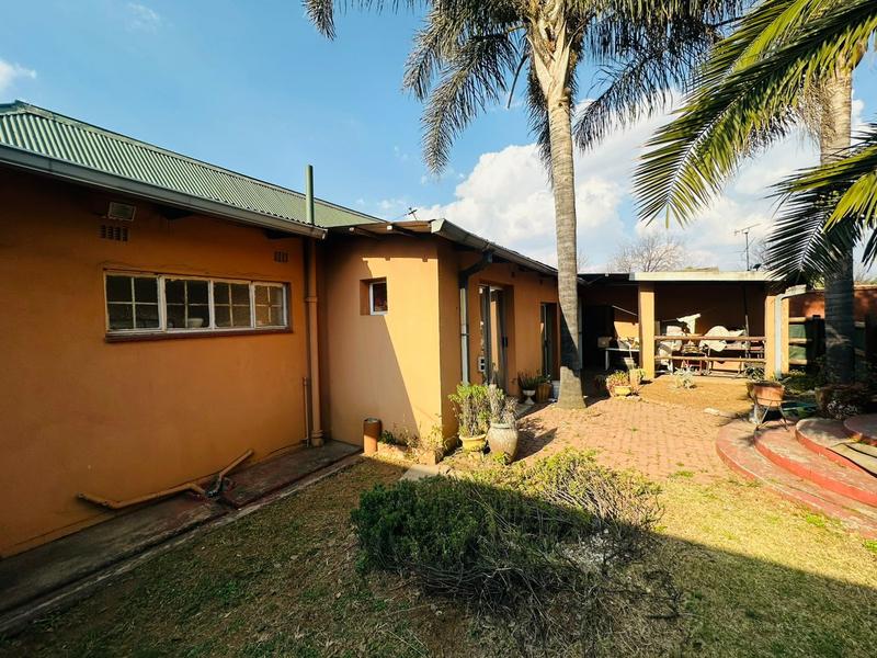 4 Bedroom Property for Sale in Delville Gauteng