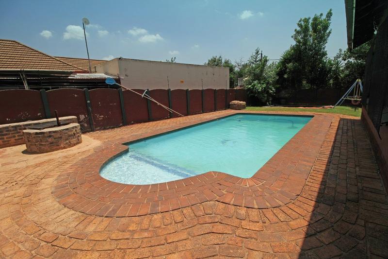 3 Bedroom Property for Sale in Dinwiddie Gauteng
