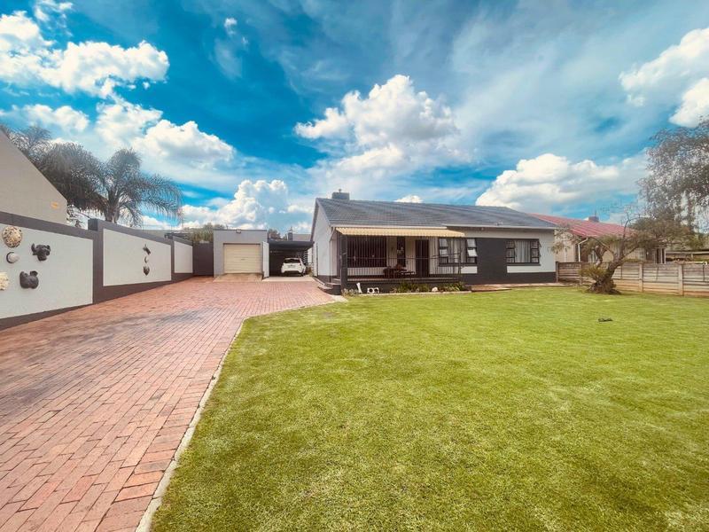 3 Bedroom Property for Sale in Elsburg Gauteng
