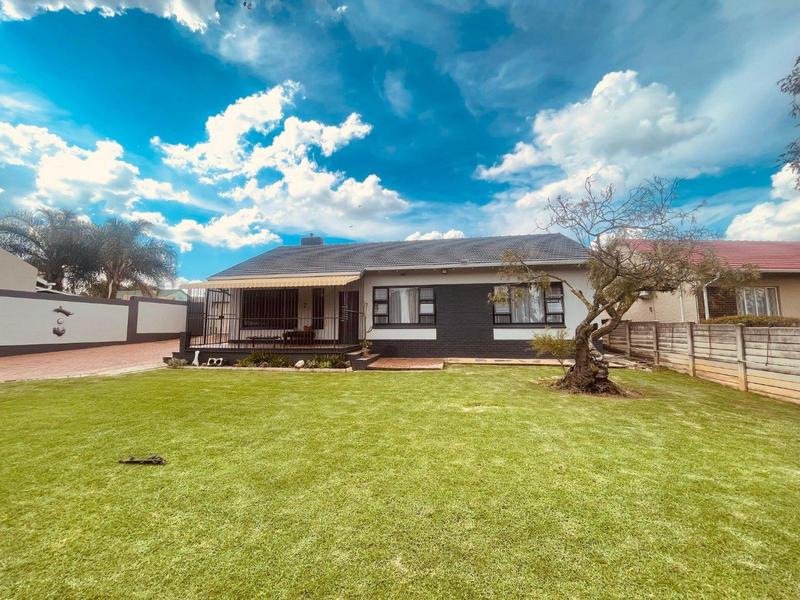 3 Bedroom Property for Sale in Elsburg Gauteng