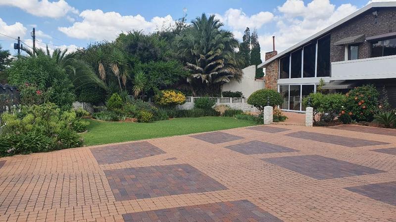 6 Bedroom Property for Sale in Fishers Hill Gauteng